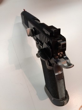 Buenos días.

Por dejar la modalidad me desprendo de mi STI EDGE del 9 mm.
Es un arma que no tiene ni 00