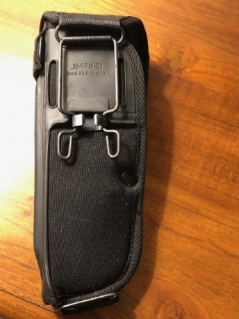 Funda pistola color negro ,tipo infanteria de marina.(original)
la funda lleva incorporada una baqueta.
La 00