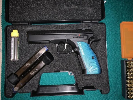 Hola a todos.
Como dice el enunciado: vendo CZ SHADOW 2.
El arma tiene Menos de 600 disparos. Tengo todos 02