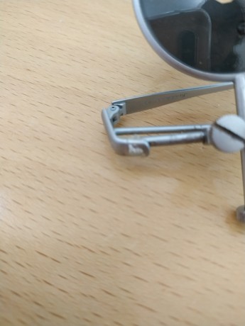 Se venden gafas de tiro Knobloch.
Tienen la parte izquierda rota, las compré así, se pueden soldar, yo 42