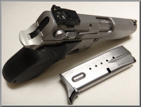  Vendo Smith & Wesson 6906 
Ideal para defensa personal.
Perfecto estado!
 Precio: 500€  01