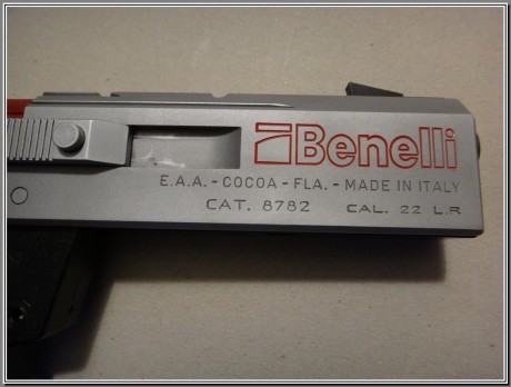  Vendo Benelli MP 95 E. 
Calibre 22. Ideal para tirar standard.
Perfecto estado!
 Precio: 700€  11