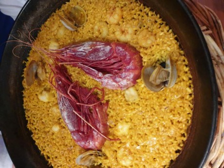 Hoy para comer acelgas hervidas y chuletón de vaca gallega vieja con seis semanas de maduración en cámara 150