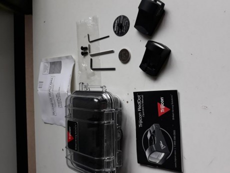 Vendo visor trijicon Red Dot tipo Docter por 80 euros. Lo compré para ponerlo de visor auxiliar en el 02
