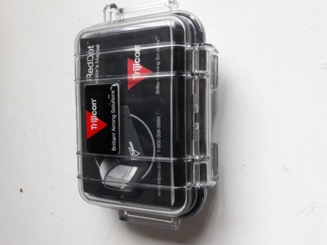 Vendo visor trijicon Red Dot tipo Docter por 80 euros. Lo compré para ponerlo de visor auxiliar en el 00