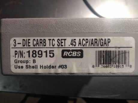 Vendo estos Dies de la marca Rcbs junto con un shell holder , se encuentran practicamente nuevos, el precio 01
