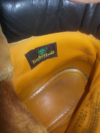 Hola, vendo botas timberland, estan en muy buen estado sobre todo el interior ya que las use pocas veces 10