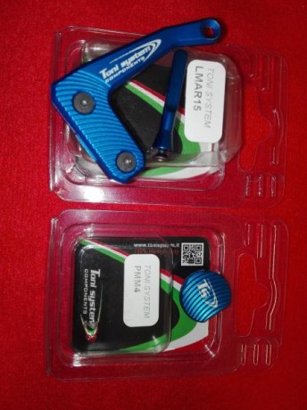 Buenas Tardes,
Vendo,
TONI SYSTEM Oversized Magazine Release Button AR15
TONI SYSTEM Extended Bolt Release 02