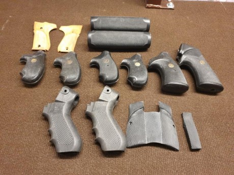 Vendo lote variado de cachas y accesorios la mayoría Pachmair, 150 € más portes. 02