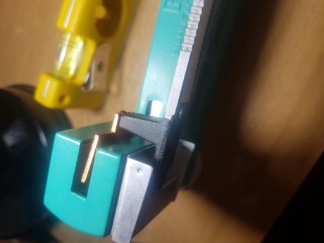 Vendo bascula rcbs 5-10,por pasarme a digital caprichos que tiene uno,100 eurs 00