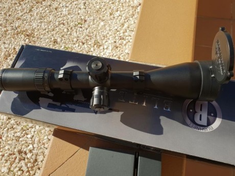 Vendo visor bushnell elite tactical 6-24x50 reticula g2 en primer plano focal. Ajuste de 0.1mil. El visor 02