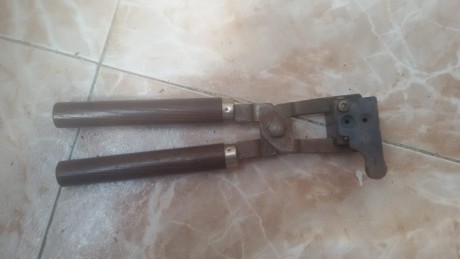 Buenas tardes .

Un compañero del campo de tiro que no se maneja bien con el ordenador y deja la fundición 01