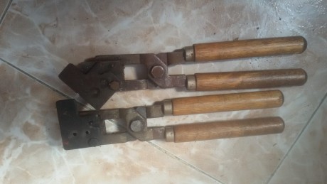 Buenas tardes .

Un compañero del campo de tiro que no se maneja bien con el ordenador y deja la fundición 00