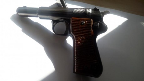 Vendo Astra 800 Condor 9mm. Parab.
Arma poco frecuente dada su escasa producción y la mayoría se destinaron 12