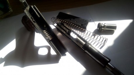 Vendo Astra 800 Condor 9mm. Parab.
Arma poco frecuente dada su escasa producción y la mayoría se destinaron 32