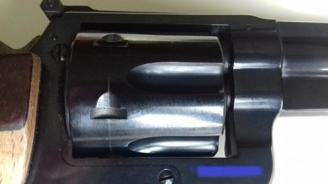 Vendo revolver Astra Match de 6 " calibre 38 SP. Poco se puede decir de el que ya no se sepa.
Muy 00