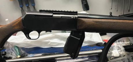 Se vende rifle semiautomatico Browning BAR 1 calibre 300 con carril picatinny, esta en muy buen estado 21
