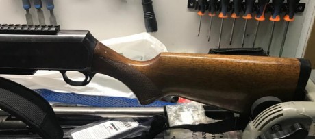 Se vende rifle semiautomatico Browning BAR 1 calibre 300 con carril picatinny, esta en muy buen estado 31