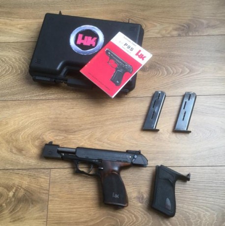 Vendo la legendaria H&k P9S Sport
Gran en indiscutible precisión 
Con su caja
Cachas originales + 01