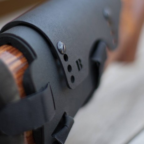 Un amigo vende una carrillera ajustable en altura Bradley , esta igual que nueva ,una vez puestas las 02