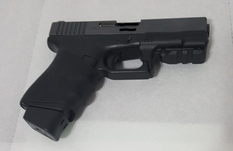  ***CAMBIADA***

***La pistola ha sido cambiada, gracia a todos por el interés*** 

Vendo Glock 19, con 11