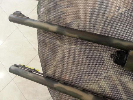 Arma con muy poco uso, apenas se ha usado diez veces. Tiene dos cañones uno de 71cm con chokes, mas un 00