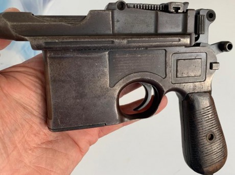 Vendo Pistola Mauser C96 inutilizada en calibre 7.63, con caracteres chinos, destinada para tal mercado; 10