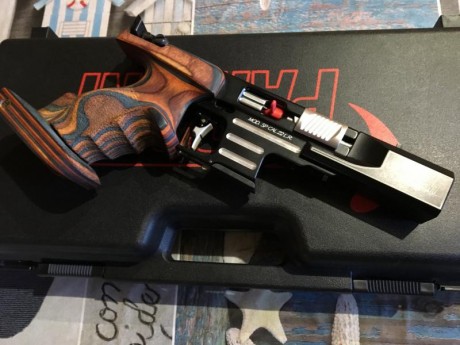 Pistola Pardini SP del calibre 22lr.
La pistola está en perfecto estado, sin ningún arañazo. Casi no se 01
