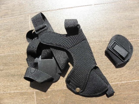 Vendo 1 funda sobaquera en cordura del tipo vertical/giratoria,  de la marca fundas 002.JPG  Pielcu y 01