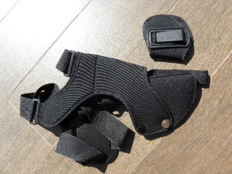 Vendo 1 funda sobaquera en cordura del tipo vertical/giratoria,  de la marca fundas 002.JPG  Pielcu y 00