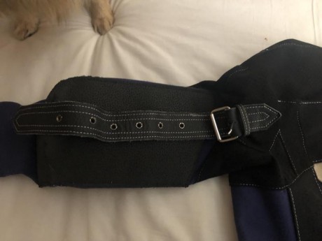 Vendo chaqueta de tiro marca GEHMANN , muy poco usada. prácticamente nueva. ojo la talla es S o XS, válida 31
