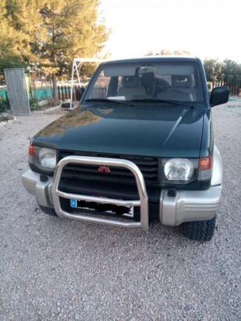 Vendo Mitsubishi montero corto Buen estado en general, 140000 km, 2, 5 td, diésel, manual, 3 puertas. 02