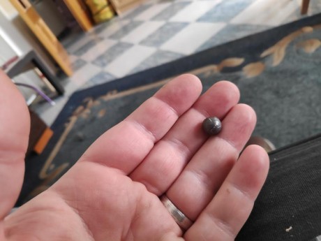 Vendo turquesa doble Pedersoli con tenazas de cal.41 en buen estado apenas usada.
Baqueta de limpieza 00