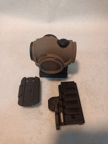 Vendo AIMPOINT H1 con los accesorios que salen en la foto. 00