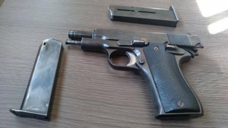 se venden estas maravillas españolas, la primera mide 14.5cm,super compacta(de bolsillo)del calibre 9corto
 01