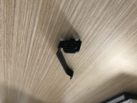 Vendo cargador transparente glock 43 7 balas por 20€

Vendo clip para cinturón de glock 43 por 25€. 
Buen 01