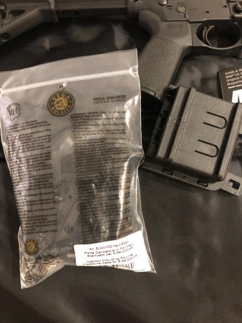 Se vende por no usar MP15 del 22 con poco uso va con un cargador funda y visor punto rojo.precio 600 euros 130