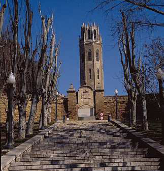  No se a vosotros, pero a mi los castillos me encantan.
Cuando paso delante de alguno no pierdo oportunidad 32