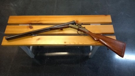 Vendo escopeta perrillos marca WOLF calibre 12 en perfecto estado funcionamiento pero más que nada de 00