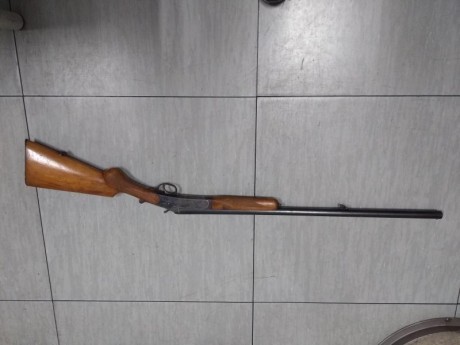 Vendo escopeta 1 caño marca BOST calibre 12 en perfecto estado de funcionamiento .  Vendo por 50 euros 00