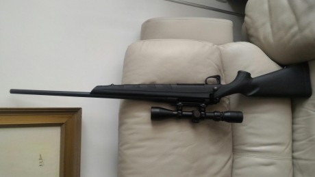 Buenas, es un Remington 770, en calibre 308.
Visor Bushnell 3-9x40
Ha disparado entre 10 y 15 tiros desde 02