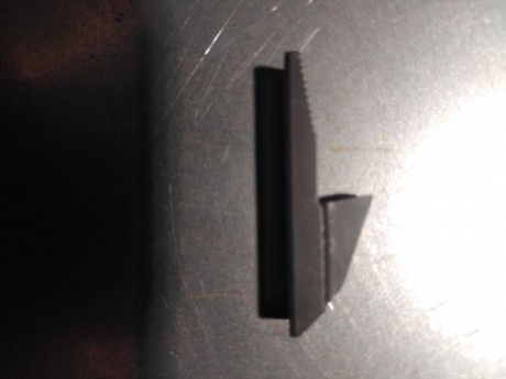 Vendo este pun to de mira pra la Walther Gsp Expert, las medidas son 9,6 por 4,2 mm aunque en el calibre 00