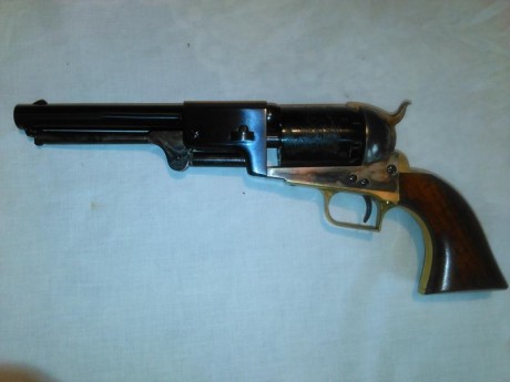 El modelo Colt 1848 Percussion Army Revolver es un revólver calibre .44 diseñado por Samuel Colt para 02