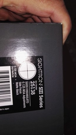Un amigo del club me pide que le ponga a la venta un sightron s3 en perfecto estado lo vende por no usar 90