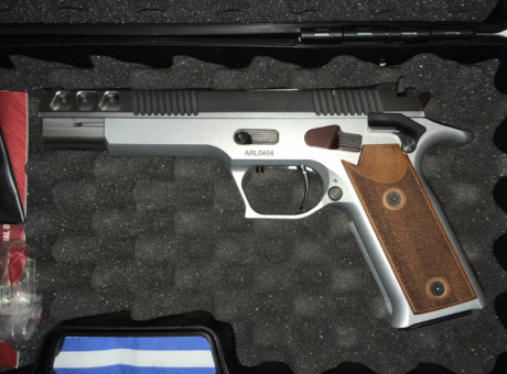 Vendo pistola Pardini GT9 Nickel calibre 9mm con 150 disparos reales realizados.
La pistola fue comprada 01