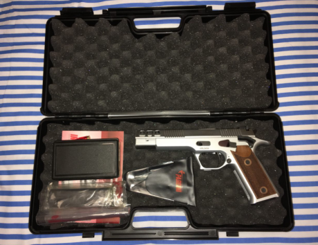 Vendo pistola Pardini GT9 Nickel calibre 9mm con 150 disparos reales realizados.
La pistola fue comprada 00