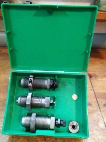 Vendo en perfecto estado de uso dos juegos de dies del 40 S&W
RCBS al precio 25 € + gastos de envio
DILLON 01