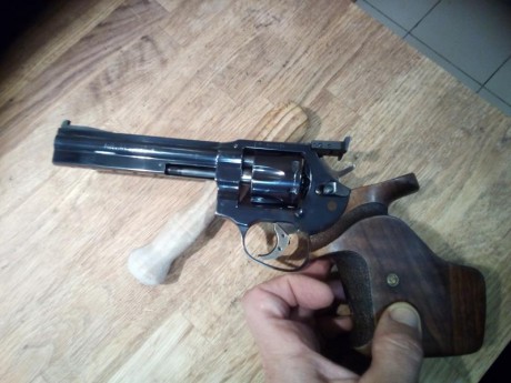 Revolver Manurhin MR 32 Match. Perfecto estado. Disparador ajustado a 1.050 g, Presión ajustable fácilmente 00