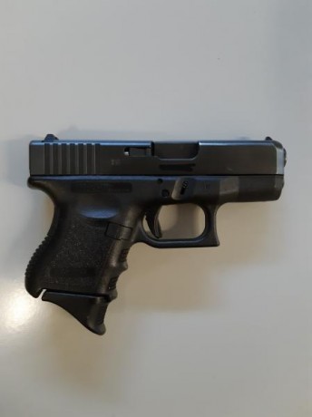 Venta de glock 26 gen 3 con 3 cargadores (10 con meñiquero, 12 ampliado y 15) y maletin de transporte. 01