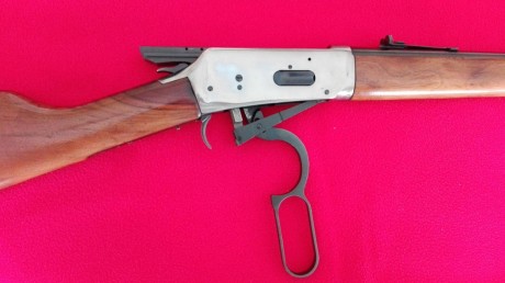 SE VENDE RIFLE DE PALANCA WINCHESTER DEL MÍTICO MODELO 94 Y CALIBRE 30-30.
SE VENDE EN PERFECTO ESTADO, 21